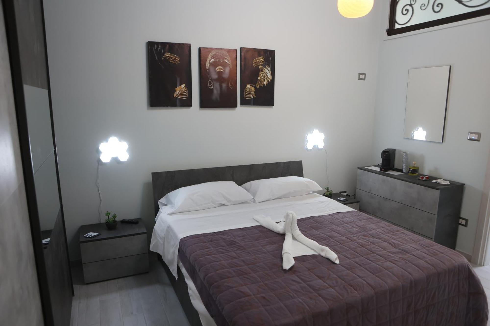 Ripa Alta Room'S Cerignola Buitenkant foto