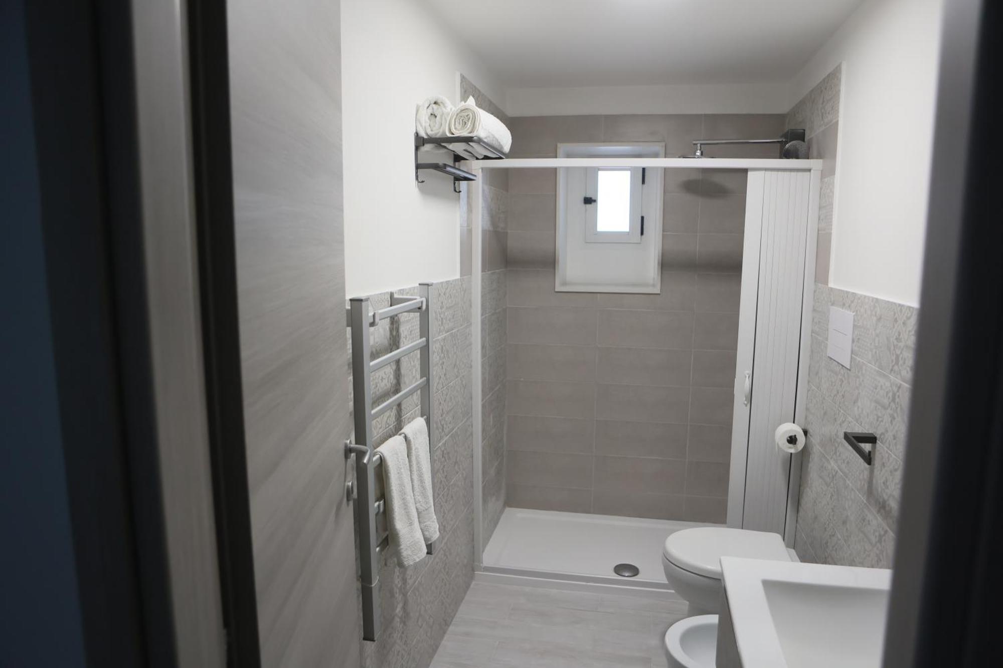 Ripa Alta Room'S Cerignola Buitenkant foto
