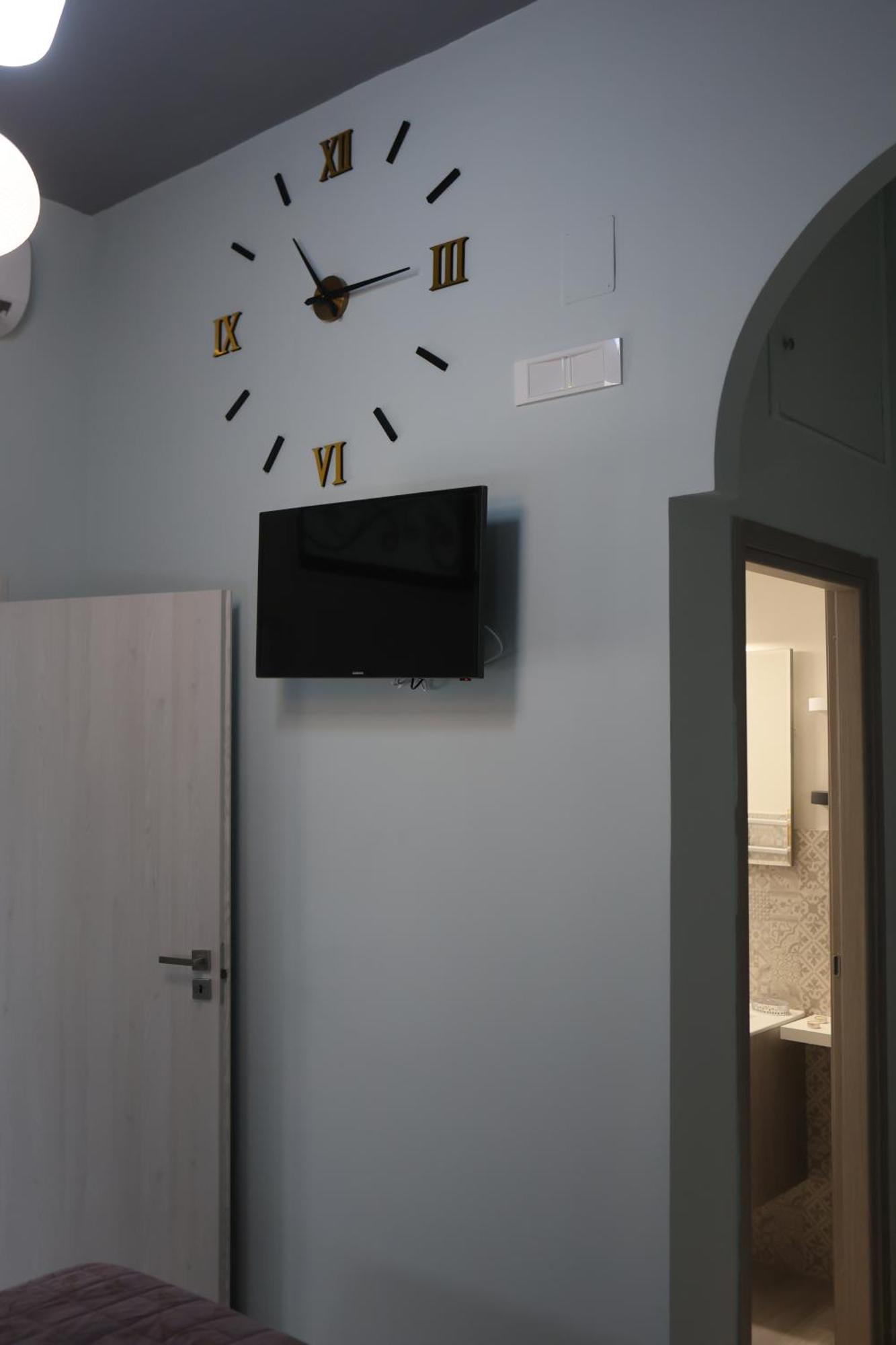 Ripa Alta Room'S Cerignola Buitenkant foto